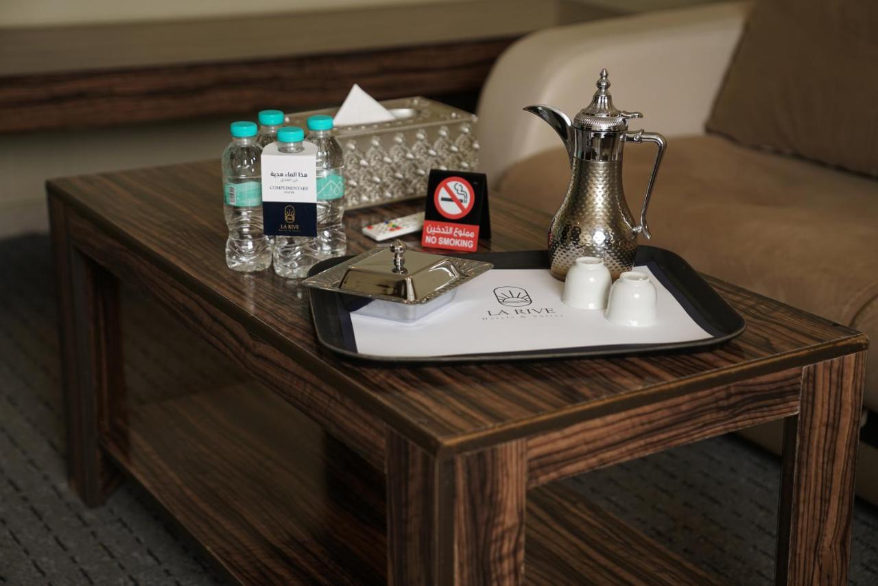 La Rive Hotels & Suites Dammam Ngoại thất bức ảnh